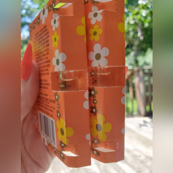 Daisy Marc Jacobs Ever So Fresh Eau De Parfum Spray Perfume x2 Travel Sample NEW - Picture 4 of 4